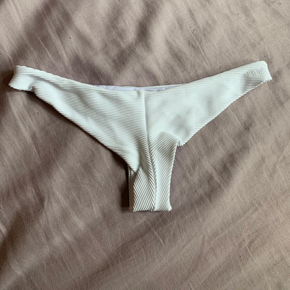 Billabong bikini bottom